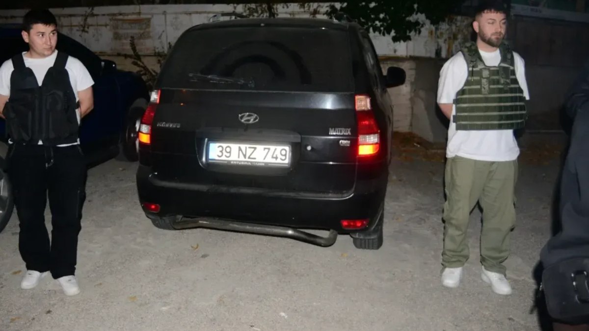 Edirne’de giydikleri Cadılar Bayramı kostümü yüzünden karakolluk oldular